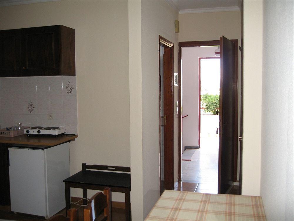Stam & John Apartments Kos Bagian luar foto