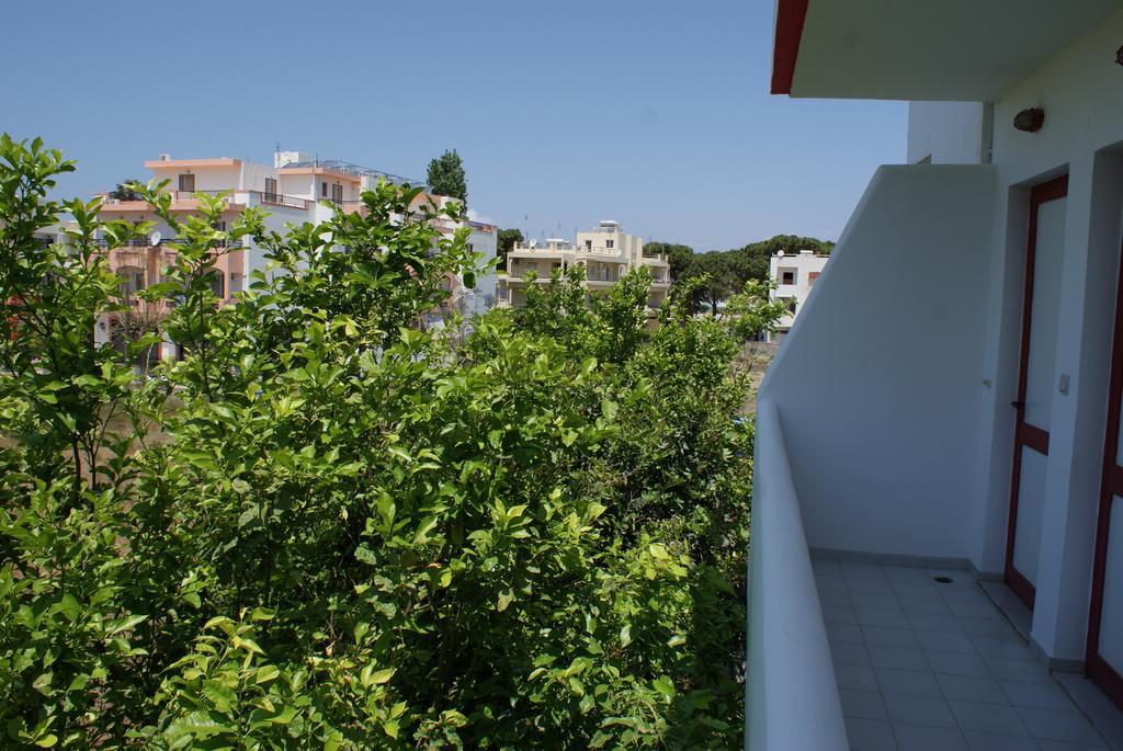 Stam & John Apartments Kos Bagian luar foto